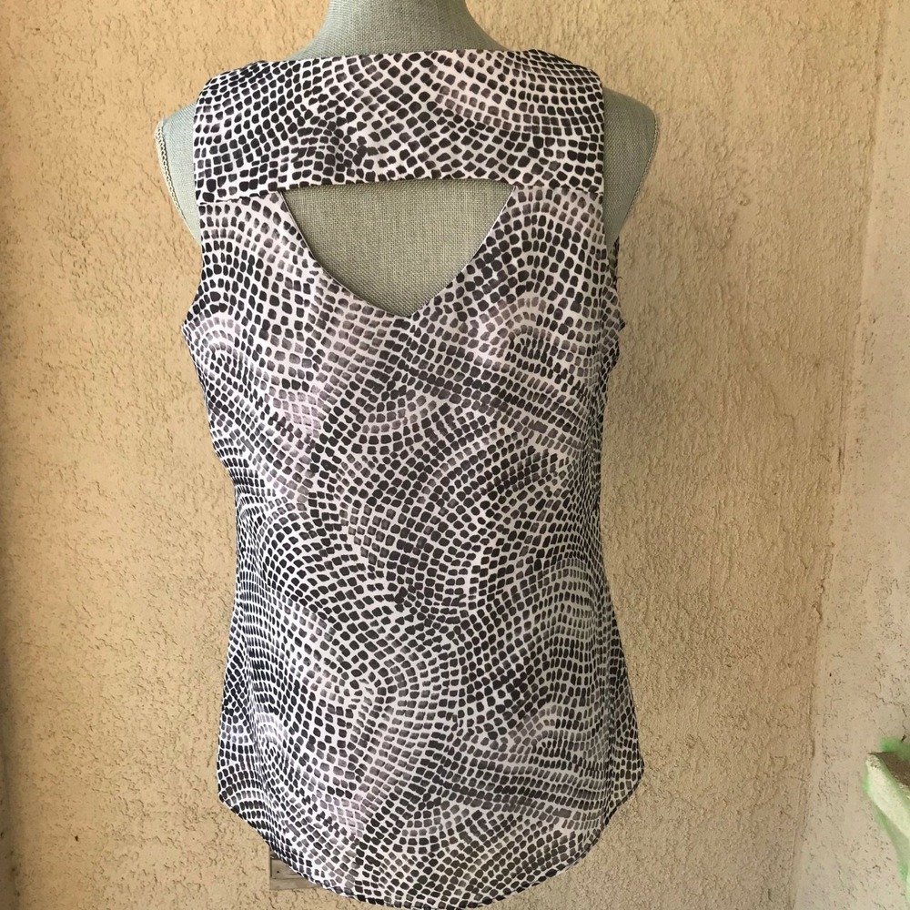 Womens Y2K Black White Printed Flutter Tank Top Sleeveless Blouse Small Chic - Picture 6 of 11